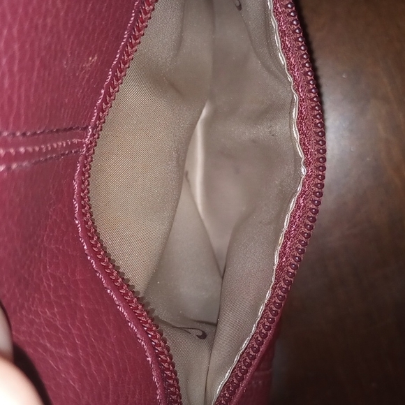 Red Hand Bag - Picture 15 of 15